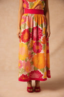 LA JUPE PARMI LES FLEURS - FLEURS